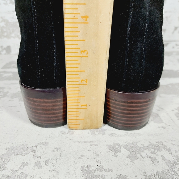 New Sam Edelman Bronson Black Suede Low Stack Heel Bootie O473 - Picture 7 of 12